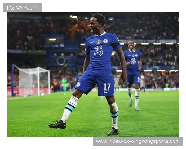 切尔西斯特林节奏变向晃飞三人劲射得手